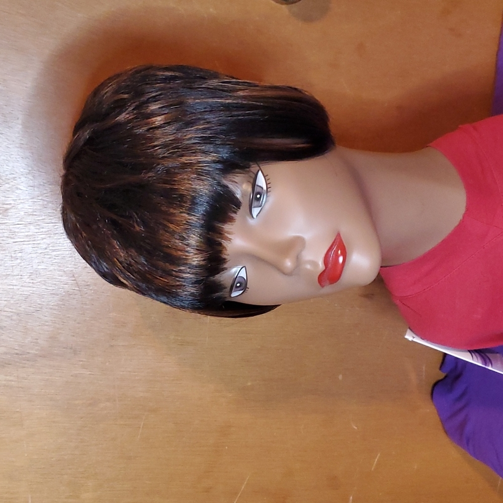 Short Black / Brown Wig With Bang